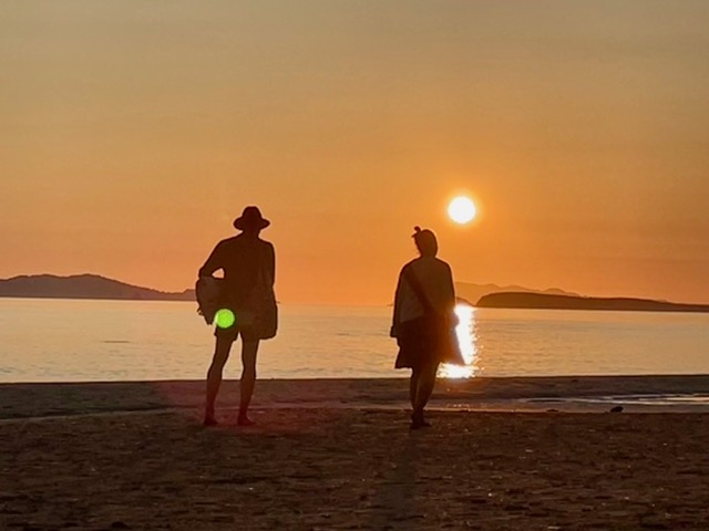 Stephanie und Martin am Strand